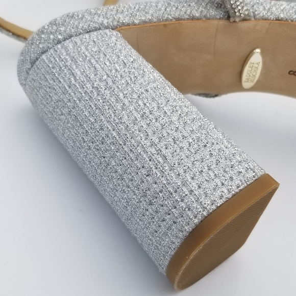 Badgley Mischka Firey Bejeweled Block Heel Sandals, Silver Glitter, Women's Sz 8 - Picture 13 of 16